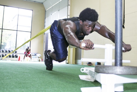 University of Washington running back Demitrius Bronson