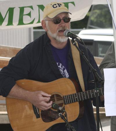 Microphone open for local musicians at Maple Vally Creative Arts Center ...